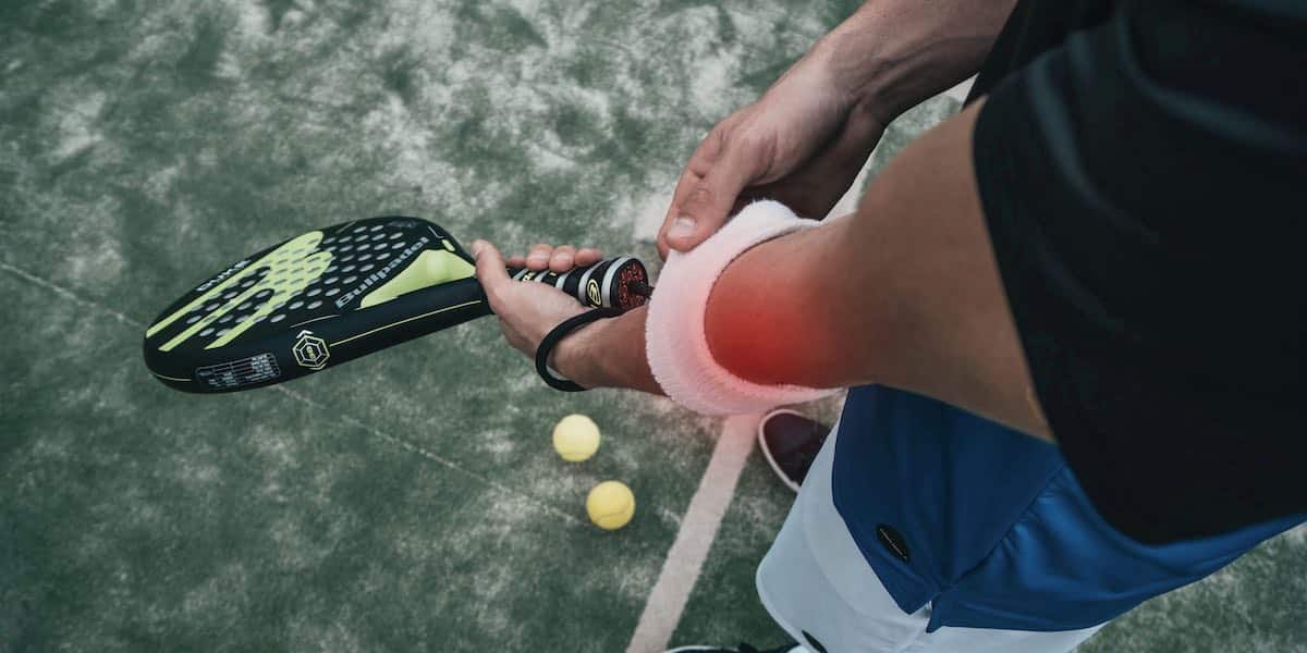 Las mejores raquetas de pádel para evitar o aliviar el codo de tenista.