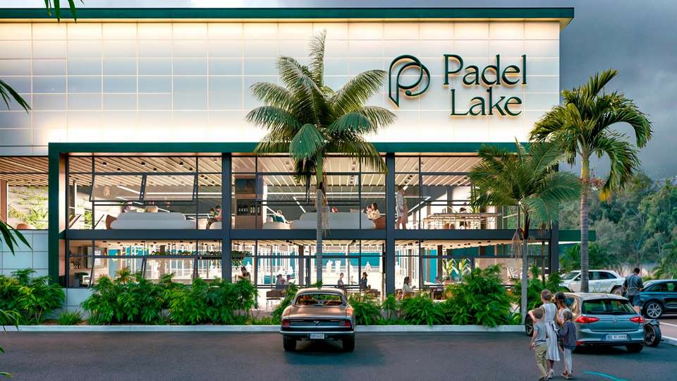 Padel courts at Lake Padel Orlando in Orlando, FL