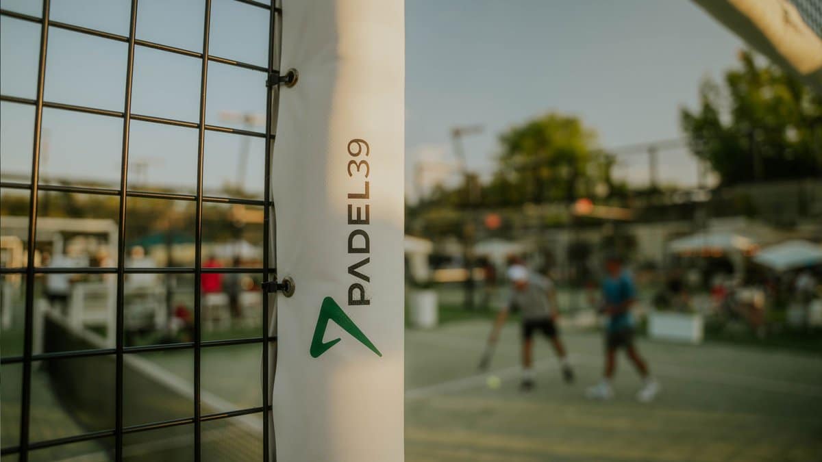 Padel courts at Padel39 Dallas in Carrollton, TX