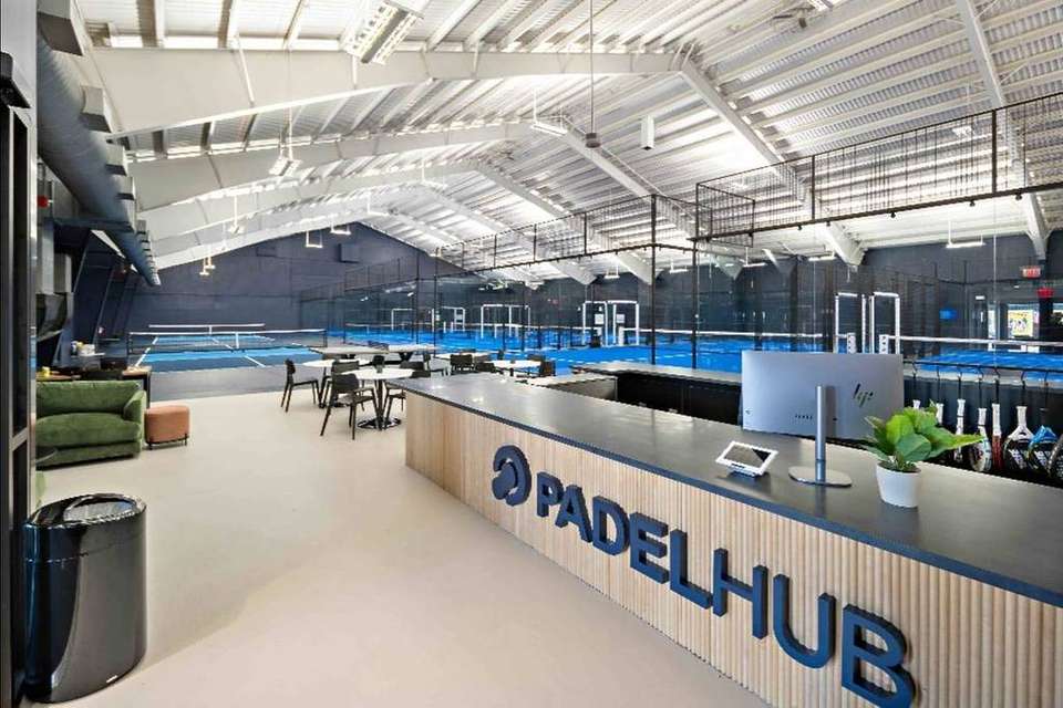 Padel courts at PADELHUB - BOSTON in Boston, MA