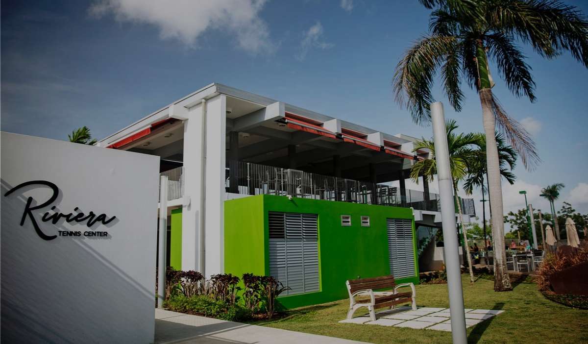 Padel courts at Riviera Tennis Center in Bayamón, PR