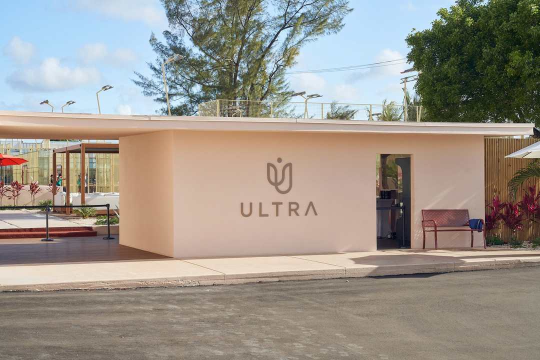 Padel courts at Ultra Padel Club in Miami, FL